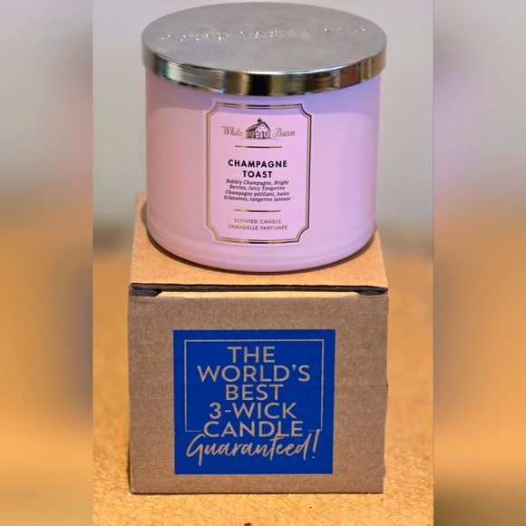❣️Brand New❣️Champagne Toast 3-wick candle ❣️ - Picture 4 of 4